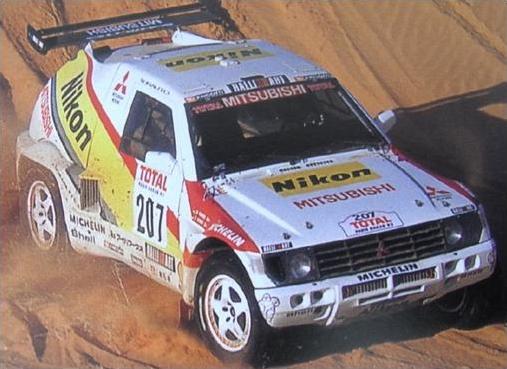 8880_mitsubishi_pajero_207_1993_paris-dakar_3.jpg